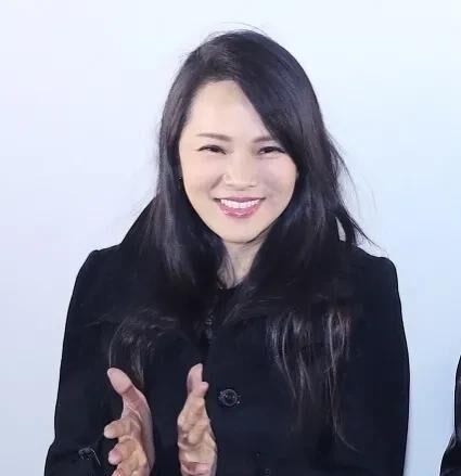 娱乐吃瓜热门大明星,揭秘热门大明星的吃瓜瞬间